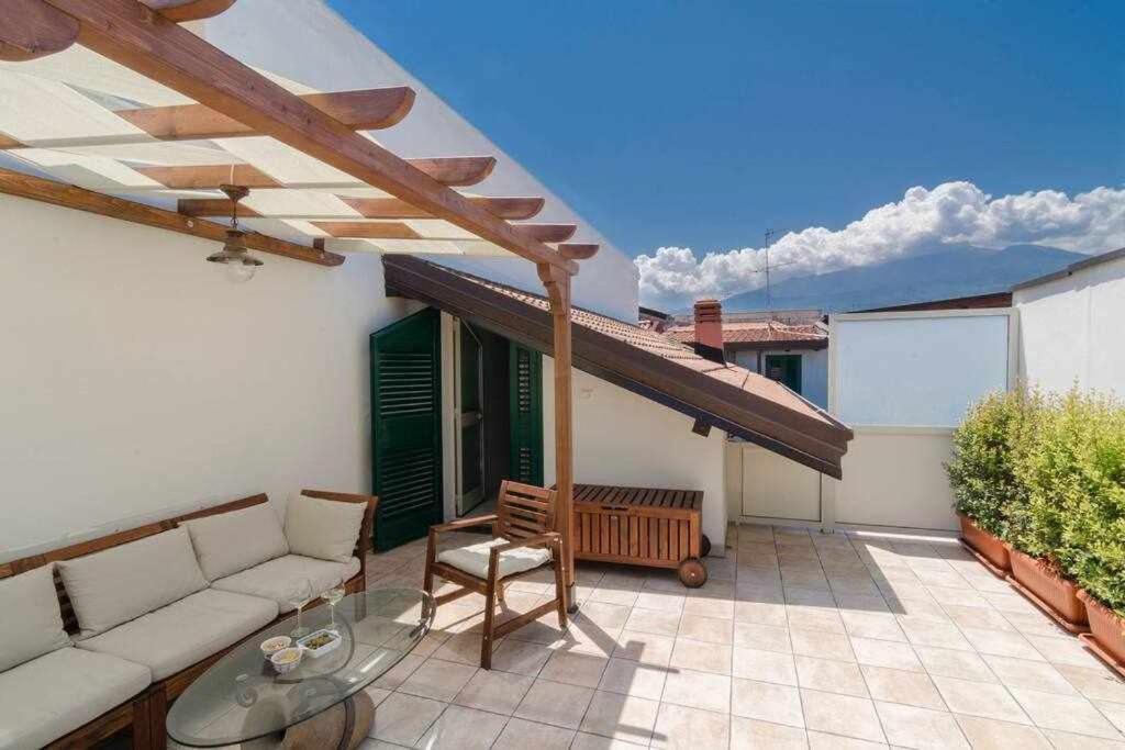 فيلا Casa Delle Zammare Fronte Mare Centro Storico ريبوسْتو المظهر الخارجي الصورة