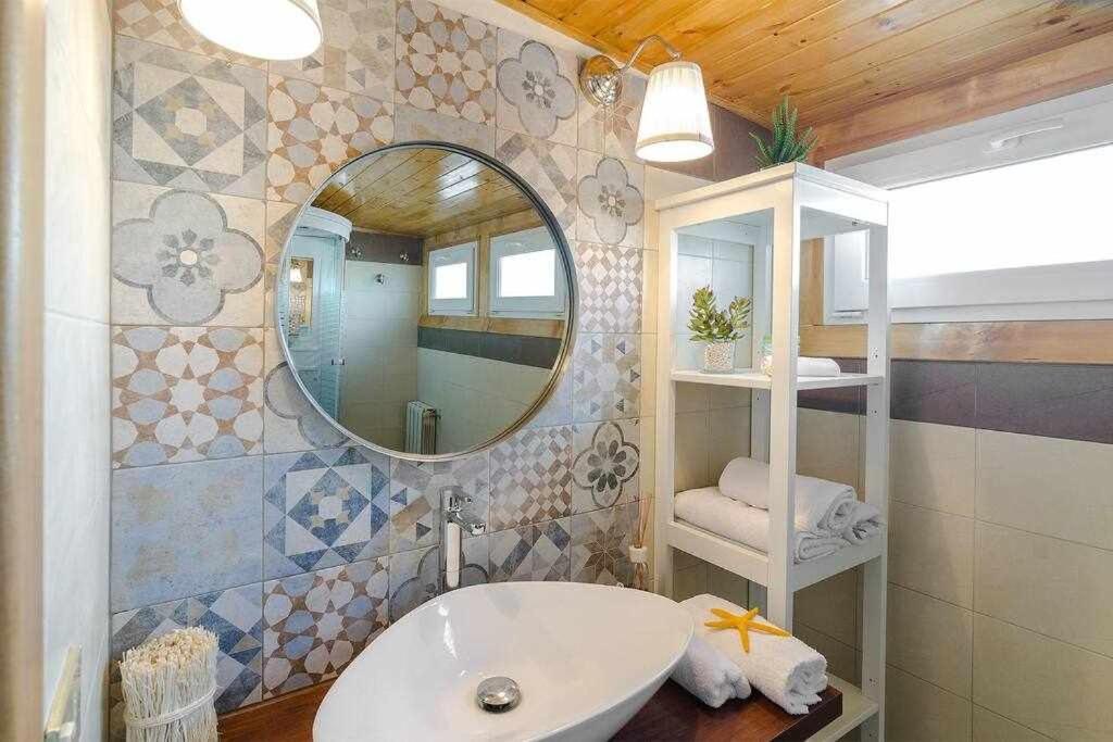فيلا Casa Delle Zammare Fronte Mare Centro Storico ريبوسْتو المظهر الخارجي الصورة